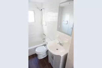 18 Sutherland St, Lowell, MA 01850 - Photo 15