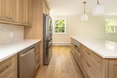 10 Knollwood Dr, Mattapoisett, MA 02739 - Photo 9