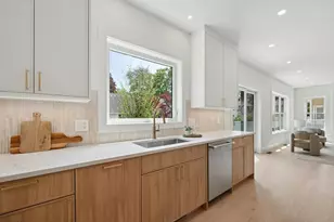 15 Calvin St, Lexington, MA 02420 - Photo 9