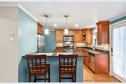 32 Williams St #32, Arlington, MA 02476 - Photo 3