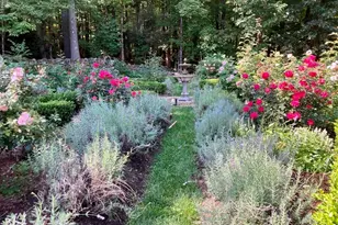 82 Lawrence St, Pepperell, MA 01463 - Photo 35
