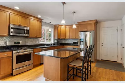 82 Lawrence Street, Pepperell, MA 01463 - Photo 9