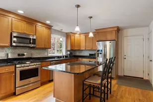82 Lawrence St, Pepperell, MA 01463 - Photo 9