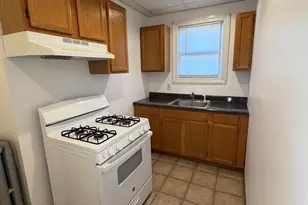 58 Prospect St, Fall River, MA 02720 - Photo 7