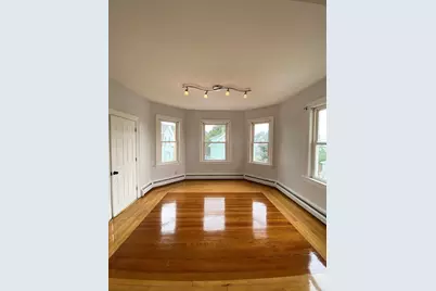 60 Prospect St #3, Fall River, MA 02720 - Photo 3