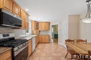 408 Whitney St, Northborough, MA 01532 - Photo 5