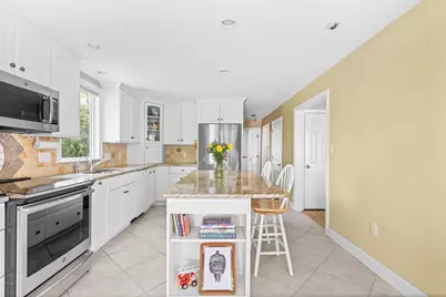 6 Crestview Dr, Westborough, MA 01581 - Photo 7