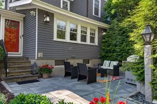 33 Linden St, Wellesley, MA 02482 - Photo 25