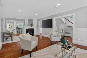 33 Linden St, Wellesley, MA 02482 - Photo 7