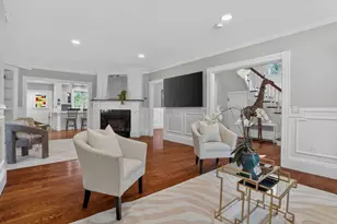 33 Linden St, Wellesley, MA 02482 - Photo 7