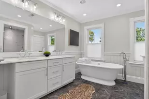 33 Linden St, Wellesley, MA 02482 - Photo 21