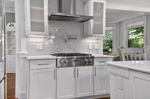 33 Linden St, Wellesley, MA 02482 - Photo 13