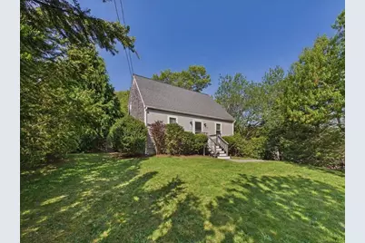 139 South St, Plymouth, MA 02360 - Photo 3