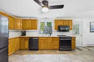 139 South St, Plymouth, MA 02360 - Photo 17