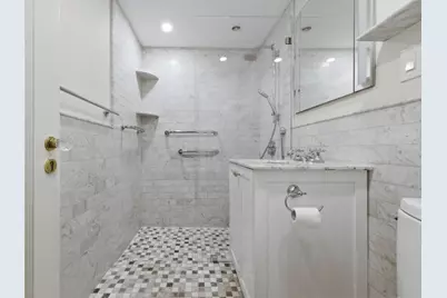 250 Beacon St #10, Boston, MA 02116 - Photo 25