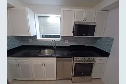 8 Jackson St #C1, Quincy, MA 02169 - Photo 7