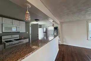 14 Amity St, Lynn, MA 01902 - Photo 3