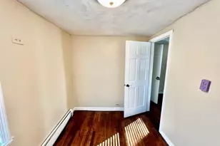 14 Amity St, Lynn, MA 01902 - Photo 5