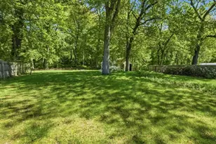 40 Simpson Cir, Agawam, MA 01001 - Photo 27
