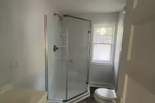 303 Lake Ave N, Worcester, MA 01605 - Photo 5