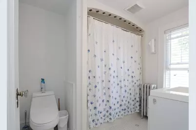 34 Preston St, Springfield, MA 01109 - Photo 19