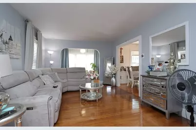 34 Preston St, Springfield, MA 01109 - Photo 7