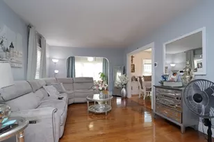 34 Preston St, Springfield, MA 01109 - Photo 7