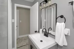 46 Knollwood St, Springfield, MA 01104 - Photo 21