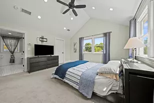 13 Douglas Ave, Beverly, MA 01915 - Photo 13
