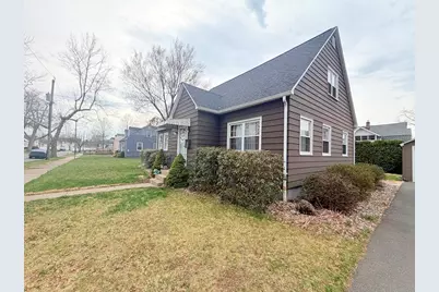 22 Felicia St, Springfield, MA 01104 - Photo 7