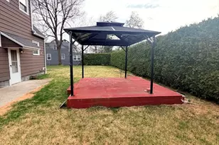 22 Felicia St, Springfield, MA 01104 - Photo 9