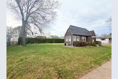 22 Felicia St, Springfield, MA 01104 - Photo 11