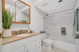 148 Jamestown Dr, Springfield, MA 01108 - Photo 23