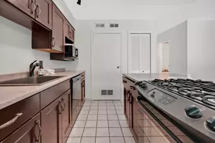 148 Jamestown Dr, Springfield, MA 01108 - Photo 11