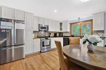 57 Tavistock St, Springfield, MA 01119 - Photo 5