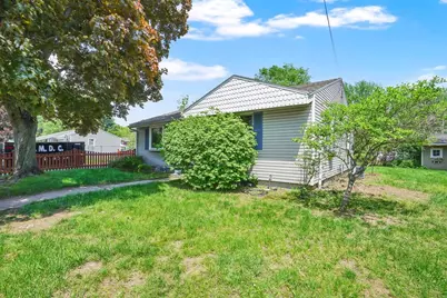 57 Tavistock St, Springfield, MA 01119 - Photo 3