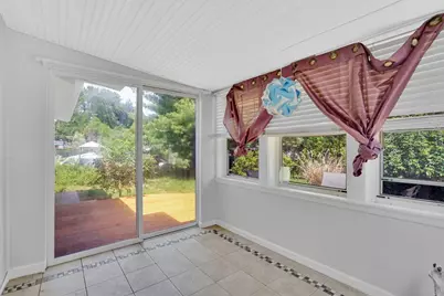 57 Tavistock St, Springfield, MA 01119 - Photo 17