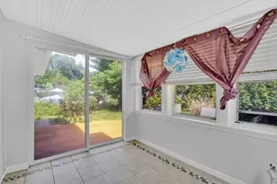 57 Tavistock St, Springfield, MA 01119 - Photo 17