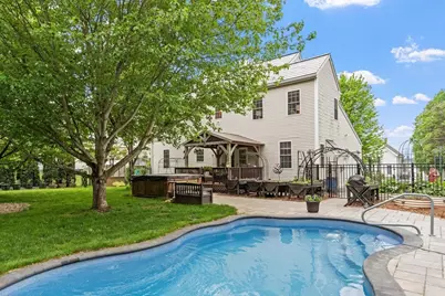 83 Pleasant St, Ayer, MA 01432 - Photo 3