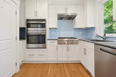 16 Ravenna Rd, Boston, MA 02132 - Photo 15