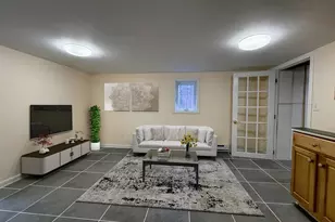 19 Wakefield Ave, Wakefield, MA 01880 - Photo 5