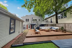 19 Wakefield Ave, Wakefield, MA 01880 - Photo 9