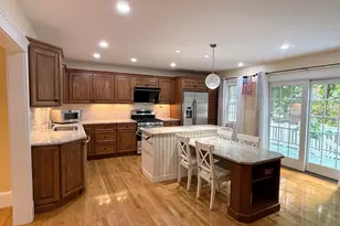 19 Wakefield Ave, Wakefield, MA 01880 - Photo 11