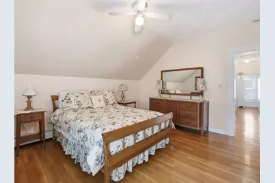 54 Hampshire St, Lowell, MA 01850 - Photo 27