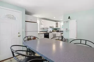 54 Hampshire St, Lowell, MA 01850 - Photo 19