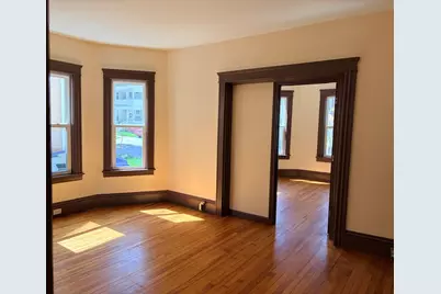 8 Euclid Ave #1, Worcester, MA 01610 - Photo 5