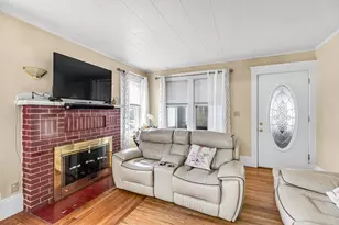 79 Marsden St, Springfield, MA 01109 - Photo 9