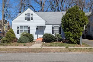 141 Shawmut St, Springfield, MA 01108 - Photo 1