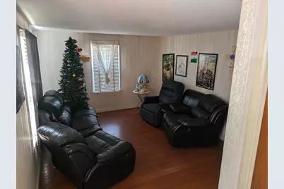 141 Shawmut St, Springfield, MA 01108 - Photo 5