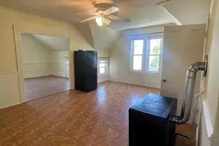 709 Maple St, Fall River, MA 02720 - Photo 3
